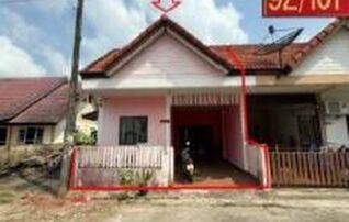 ทรัพย์สถาบันโดย GHB ทาวน์เฮาส์ อมรชัยย์