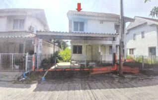 ทรัพย์สถาบันโดย GHB บ้านแฝด ถนนอ้อมค่ายวชิราวุธ