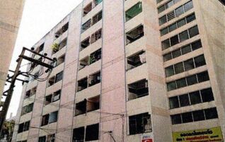 ทรัพย์สถาบันโดย GHB คอนโด เด่นนคร เรสซิเด้นซ์ (Dennakhon Residence)