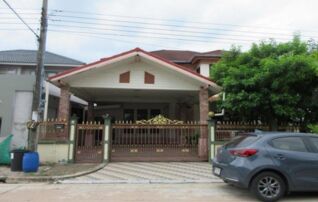 ทรัพย์สถาบันโดย GHB บ้านเดี่ยว นครินทร์การ์เด้น (Nakharin Garden)