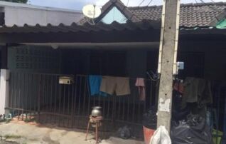 ทรัพย์สถาบันโดย GHB ทาวน์เฮาส์ ซอยซากกระปอก 6/1 ถนนหนองพังพวย