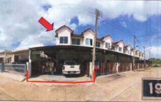 ทรัพย์สถาบันโดย GHB ทาวน์เฮาส์ ถนนสุราษฎร์ธานี-สิชล (ท
