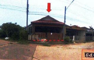ทรัพย์สถาบันโดย GHB ทาวน์เฮาส์ ซอยหมู่บ้านในสวน ถนนพุนพิน-หนองขรี(ทล.41