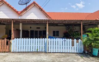 ทรัพย์สถาบันโดย GHB ทาวน์เฮาส์ ชนากาญจน์7 (Baan Chanakarn 7 Noen Phra)