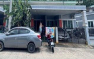 ทรัพย์สถาบันโดย GHB ทาวน์เฮาส์ ทรัพย์มณี 999(เฟส2) (Sapmanee 999 Phase 2 Maenam Khoo Soi 3)