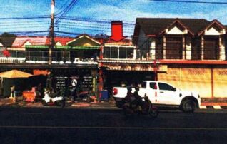 ทรัพย์สถาบันโดย GHB ทาวน์เฮาส์ ถนนพ่อขุนทะเล