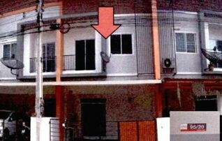 ทรัพย์สถาบันโดย GHB ทาวน์เฮาส์ มณีรินทร์ โมเดิร์นโฮม บางพระ (Maneerin Modern Home Bang Phra)