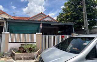 ทรัพย์สถาบันโดย GHB ทาวน์เฮาส์ เจษฎา 9 (Jetsada 9 Lamlukka Klong 4)
