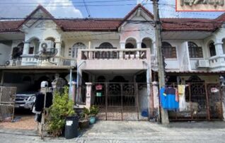 ทรัพย์สถาบันโดย GHB ทาวน์เฮาส์ เสนาวิลล่า 1-2