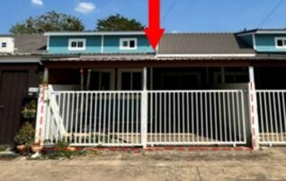 ทรัพย์สถาบันโดย GHB ทาวน์เฮาส์ ต้นลมวิลล์