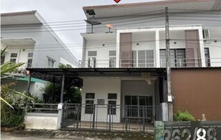 ทรัพย์สถาบันโดย GHB บ้านแฝด โมเดรีนท์ทาวน์