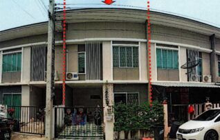 ทรัพย์สถาบันโดย GHB ทาวน์เฮาส์ คลองสามวา กรุงเทพมหานคร