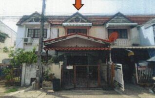 ทรัพย์สถาบันโดย GHB ทาวน์เฮาส์ ร่มทิพย์
