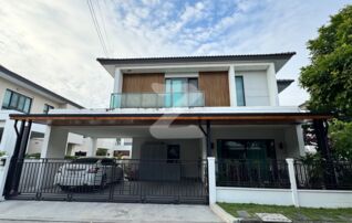 เจ้าของขายเอง บ้านเดี่ยวโครงการเซนโทรวงแหวน-จตุโชติ 🏡 4 ห้องนอน 5 ห้องน้ำ 2 ห้องนั่งเล่น 1 ห้องครัว ที่จอดรถ 3 คัน : เจ้าของขายเอง (งดรับนายหน้า)