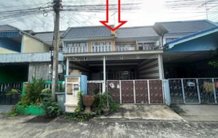 ทรัพย์สถาบันโดย GHB ทาวน์เฮาส์ อยู่เจริญ 1
