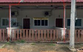 ทรัพย์สถาบันโดย GHB ทาวน์เฮาส์ ซอยถนนศรีประทุม ถนนสายบ้านพรุธานี-กองบิ