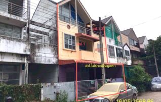 ทรัพย์สถาบันโดย KASIKORNBANK ทาวน์เฮาส์ ลูกกอล์ฟ พรีเมี่ยม