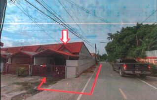 ทรัพย์สถาบันโดย GHB ทาวน์เฮาส์ ถนนสายนครราชสีมา-โชคชัย