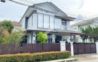 🏡 บ้านเดี่ยว 2 ชั้น ขายพร้อมเฟอร์นิเจอร์ Built-in ทั้งหลัง🏡 (‼️หิ้วกระเป๋าใบเดียวพร้อมอยู่ได้เลย‼️) (เจ้าของขายเอง👨🦰) : เจ้าของขายเอง (งดรับนายหน้า)