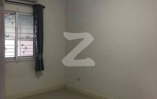ขายทาวน์เฮ้าส์หัวมุม พื้นที่ 31.5 ตรว. 2 ห้องนอน 1 ห้องน้ำ จอดรถได้ 1 คัน : เจ้าของขายเอง