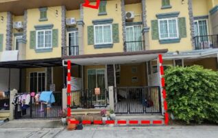 ทรัพย์สถาบันโดย GHB ทาวน์เฮาส์ โกลเด้น ทาวน์ ศรีราชา-อัสสัมชัญ (Golden Town Sriracha-Assumption)