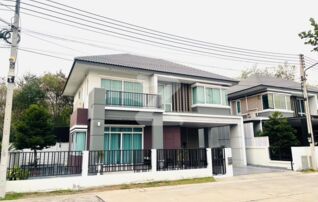 🔥ขายบ้านเดี่ยว🔥 พร้อมเข้าอยู่ บิวอินครบ เฟอร์นิเจอร์ครบ ถือกระเป๋าใบเดียวเข้าอยู่ได้เลย : เจ้าของขายเอง (งดรับนายหน้า)