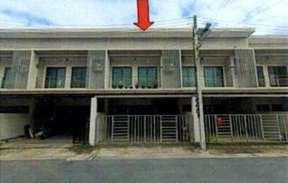 ทรัพย์สถาบันโดย GHB ทาวน์เฮาส์ รัชธานี 11
