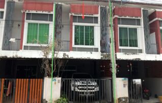 ทรัพย์สถาบันโดย KASIKORNBANK ทาวน์เฮาส์ เดอะ พีค เนเชอรัล