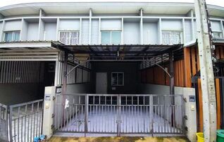ทรัพย์สถาบันโดย GHB ทาวน์เฮาส์ บางใหญ่ นนทบุรี