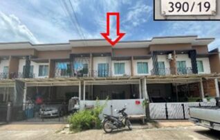 ทรัพย์สถาบันโดย GHB ทาวน์เฮาส์ ใจสุข