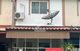 เจ้าของขายเอง 📍3 ห้องนอน 2 ห้องน้ำ - ทาวน์เฮาส์ 📍มีพื้นที่หลังบ้านกว้างมาก 📍 ทำครัวให้เสร็จสรรพพร้อมใช้ คุ้มมากๆๆ : เจ้าของขายเอง (งดรับนายหน้า)