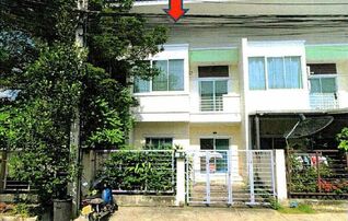 ทรัพย์สถาบันโดย GHB ทาวน์เฮาส์ ลาดกระบัง กรุงเทพมหานคร