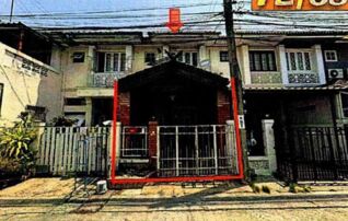 ทรัพย์สถาบันโดย GHB ทาวน์เฮาส์ นนท์ทิวาการ์เด้น