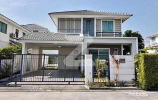 ปล่อยเช่าบ้านเดี่ยว 🏠 เนื้อที่บ้านขนาด 61 ตารางวา ( หลังมุม) ยกกระเป๋าเข้าอยู่ได้เลยมีครบมาก พิกัด หมู่บ้าน Life in the garden Roungpu ตะเคียนเตี้ย : เจ้าของให้เช่าเอง (งดรับนายหน้า)