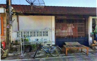 ทรัพย์สถาบันโดย GHB ทาวน์เฮาส์ คลองสามวา กรุงเทพมหานคร