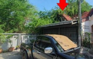 ทรัพย์สถาบันโดย GHB ทาวน์เฮาส์ ซอยถนน อบต.เสม็ด 1 ถนนอบต.เสม็ด