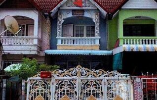 ทรัพย์สถาบันโดย GHB ทาวน์เฮาส์ วโรชา 4 บางพลี สมุทรปราการ