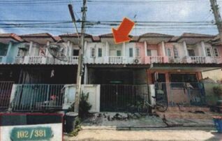 ทรัพย์สถาบันโดย GHB ทาวน์เฮาส์ กฤษณา 2