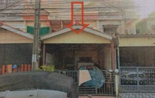 ทรัพย์สถาบันโดย GHB ทาวน์เฮาส์ ชลธี 2