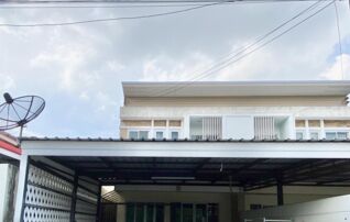 ทรัพย์สถาบันโดย GHB บ้านแฝด วังดู่