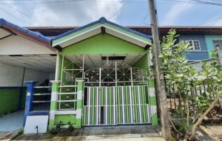 ทรัพย์สถาบันโดย GHB ทาวน์เฮาส์ ฉัตรไพลิน ลาดหลุมแก้ว (Chatrapailin Latlumkaew)