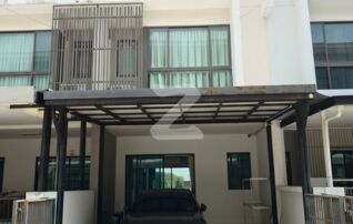 ✨ ขายทาวน์โฮม The Terrace รามอินทรา 65 (Land & Houses) 🚉 เดินไปรถไฟฟ้าสายสีชมพู ได้เพียง 300 ม. | เข้าซอยแค่ 160 ม. จากถนนใหญ่! : เจ้าของขายเอง (งดรับนายหน้า)