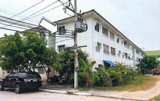 ทรัพย์สถาบันโดย GHB คอนโด บ้านเอื้ออาทร นาจอมเทียน (Baan Ua-Athorn Na Jomtien)