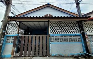 ทรัพย์สถาบันโดย GHB ทาวน์เฮาส์ แสงตะวัน