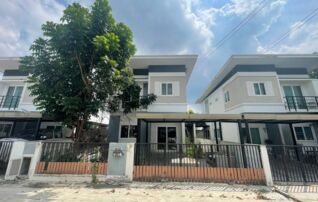 ทรัพย์สถาบันโดย JAM ทาวน์เฮาส์ บ้านวิวสวน บ้านกล้วย-ไทรน้อย (Baan View Suan Baan Kluay-Sai Noi)