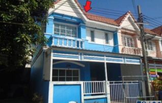ทรัพย์สถาบันโดย GHB ทาวน์เฮาส์ ตะวันงาม