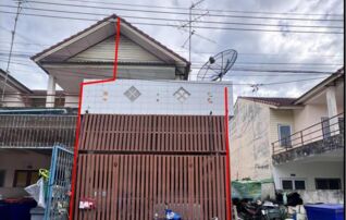 ทรัพย์สถาบันโดย GHB ทาวน์เฮาส์ ซอยรัฐบำรุง 4 ถนนรัฐบำรุง