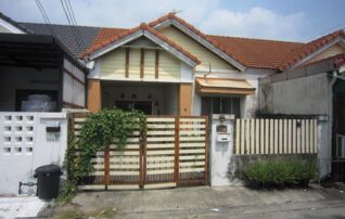 ทรัพย์สถาบันโดย GHB ทาวน์เฮาส์ เจษฎา 9