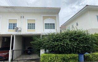ทรัพย์สถาบันโดย GHB ทาวน์เฮาส์ ลลิลทาวน์ลำลูกกา-คลอง 2 (Lalin Town Lanceo CRIB Lamlukka-Klong 2)