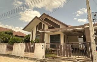 ทรัพย์สถาบันโดย GHB บ้านแฝด แสนมณี 10 พานทอง-หน้าประดู่ (Sanmanee 10 Phanthong-Na Pradu)